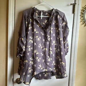 Lauren Conrad floral blouse